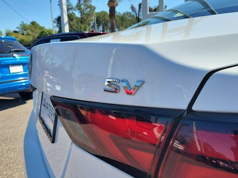 Certified 2024 Nissan Sentra SV image 9