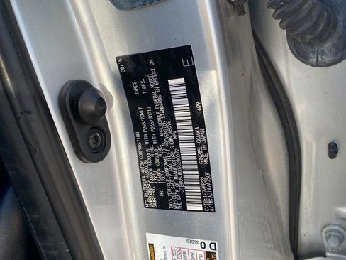 Used 2016 Toyota 4Runner SR5 AWD/4WD image 32