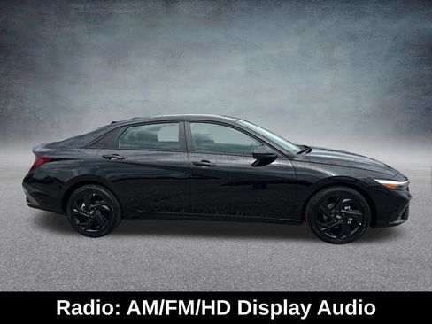 Used 2026 Hyundai Elantra Sport FWD image 7