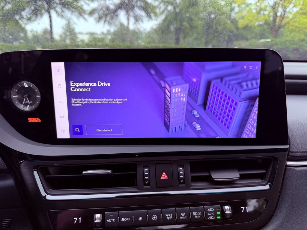 Certified 2024 Lexus ES 300h w/ Premium Package FWD image 20