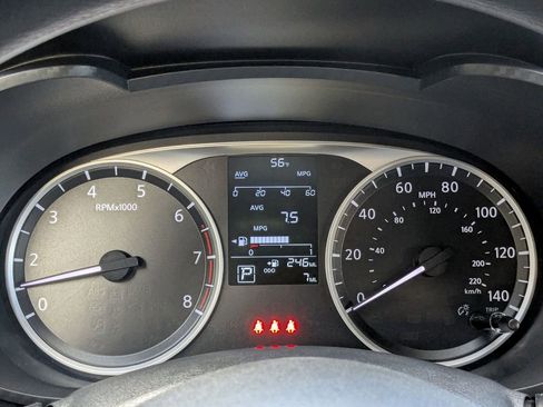 New 2025 Nissan Versa S w/ Trunk Package image 18