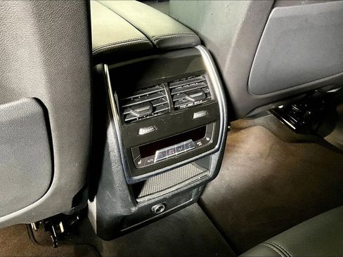 Used 2023 BMW X5 xDrive40i AWD/4WD image 34