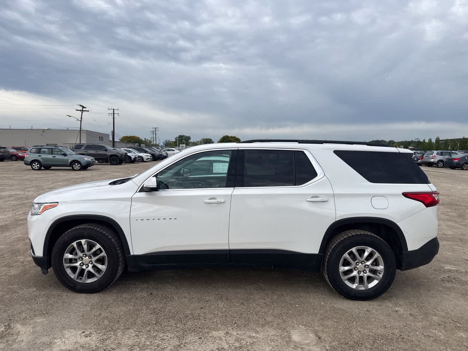 Used 2021 Chevrolet Traverse LT AWD/4WD image 12