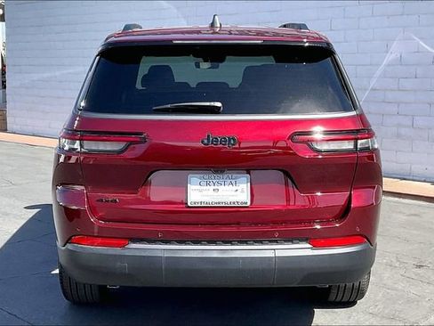 New 2026 Jeep Grand Cherokee L Limited w/ Limited Altitude Package AWD/4WD image 3