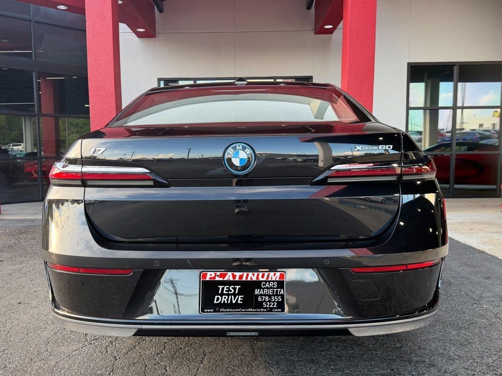 Used 2023 BMW i7 xDrive60 AWD/4WD image 8