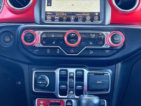 Used 2021 Jeep Wrangler Unlimited Rubicon AWD/4WD image 31