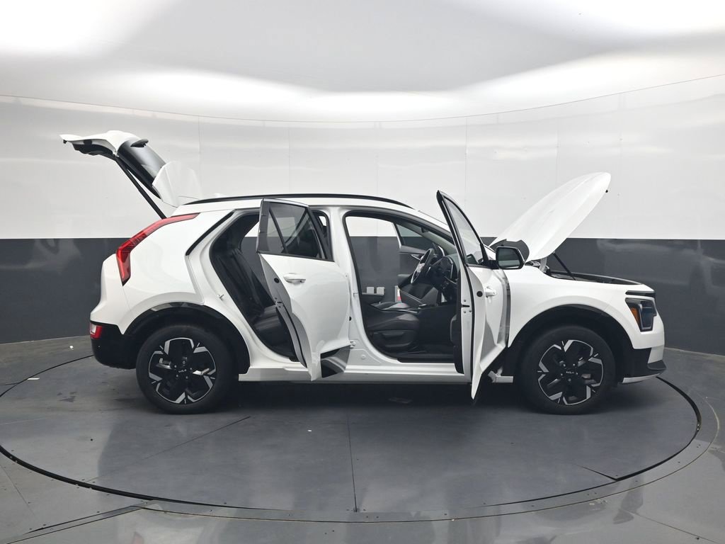 Used 2024 Kia Niro Wind FWD image 43