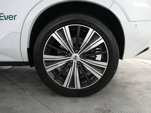 Used 2023 Volvo C40 P8 Recharge Plus AWD/4WD image 9