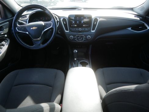 Used 2020 Chevrolet Malibu RS image 10