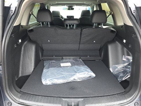 Used 2026 Honda CR-V EX-L image 12