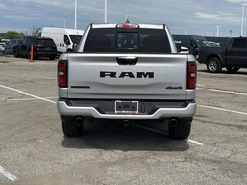 New 2026 RAM 1500 Big Horn AWD/4WD image 4