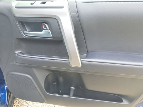 Certified 2023 Toyota 4Runner SR5 Premium w/ Moonroof Package AWD/4WD image 20