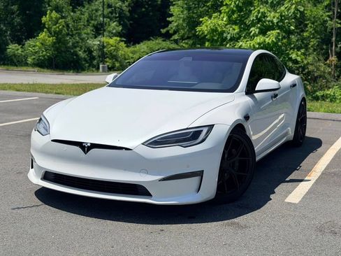 Used 2022 Tesla Model S Plaid AWD/4WD image 1