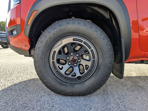 New 2025 Nissan Frontier PRO-4X w/ Interior Protection Package image 12
