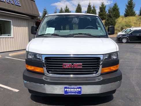 Used 2023 GMC Savana 2500 w/ Driver Convenience Package image 8
