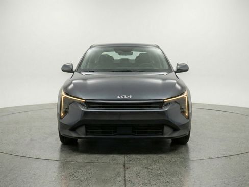Used 2025 Kia K4 FWD image 2