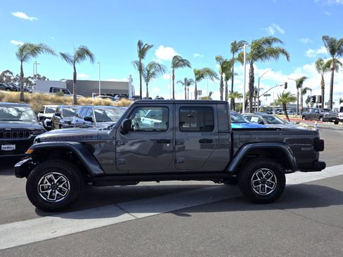 New 2026 Jeep Gladiator Rubicon AWD/4WD image 2