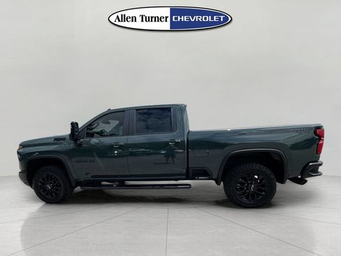 Used 2025 Chevrolet Silverado 2500 LT w/ Trail Boss Package AWD/4WD image 6