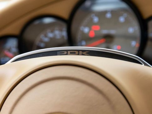 Used 2015 Porsche Panamera S w/ Premium Package Plus image 31