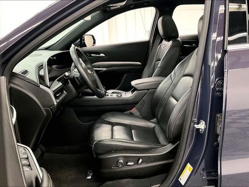Used 2024 Cadillac XT4 Premium Luxury FWD image 23