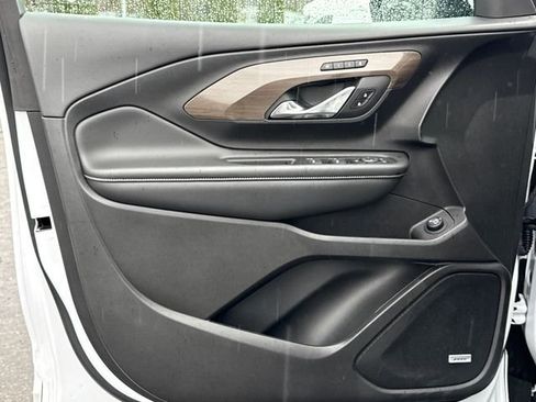 Used 2023 GMC Terrain Denali w/ LPO, Floor Liner Package image 20