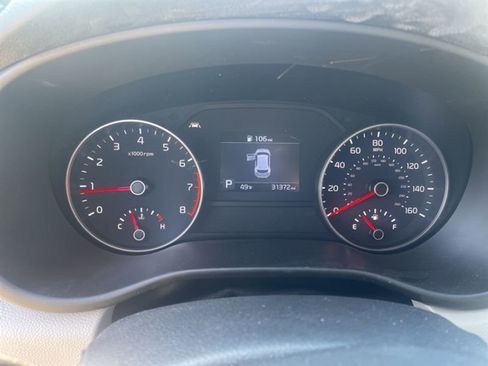 Used 2022 Kia Sportage LX image 12