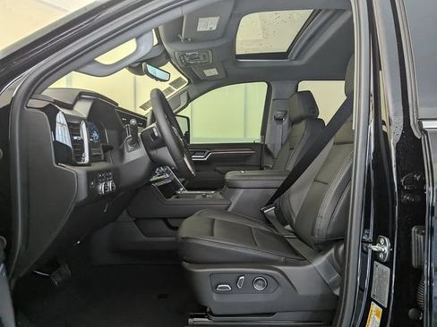 New 2026 GMC Sierra 2500 Denali w/ Technology Package AWD/4WD image 6