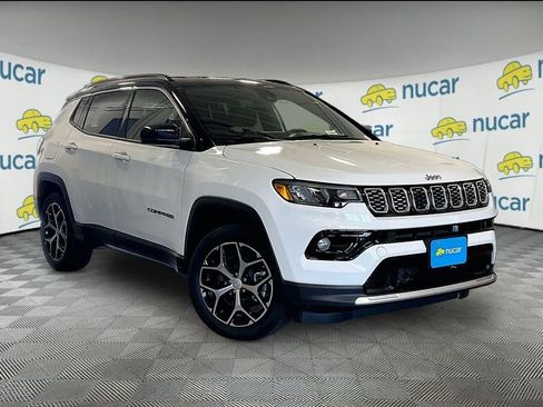 Used 2024 Jeep Compass Limited AWD/4WD image 1