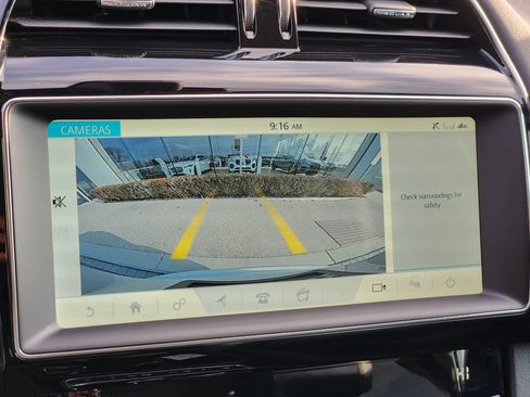 Used 2020 Jaguar F-PACE Prestige image 24