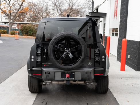 Used 2023 Land Rover Defender 90 Carpathian Edition image 56
