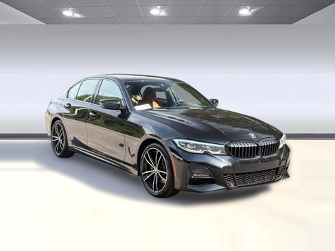 Used 2020 BMW 330i xDrive Sedan w/ M Sport Package AWD/4WD image 7