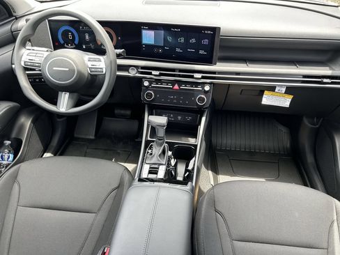 New 2026 Hyundai Tucson SEL FWD image 18