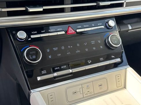 New 2026 Hyundai Santa Fe Calligraphy FWD image 22