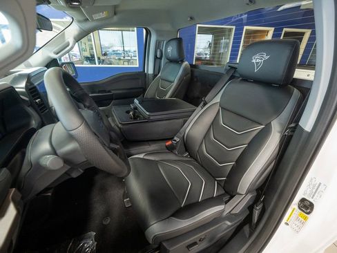 New 2025 Ford F150 XL w/ Equipment Group 103A High image 21