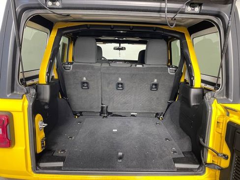 Used 2019 Jeep Wrangler Unlimited Sport S image 14
