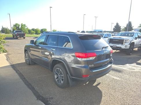 Used 2018 Jeep Grand Cherokee Limited AWD/4WD image 7