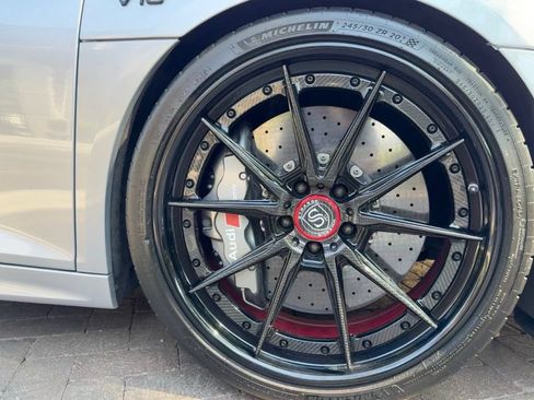 Used 2017 Audi R8 V10 plus AWD/4WD image 21