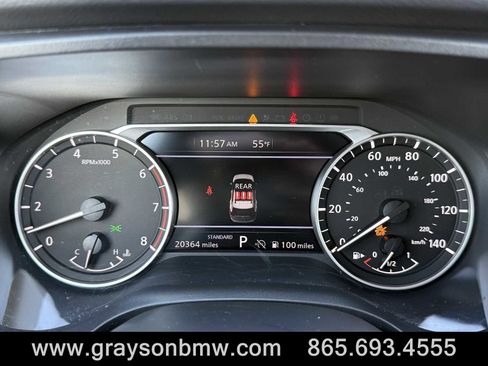 Used 2025 Nissan Rogue SV image 25