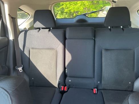 Used 2016 Honda CR-V SE image 17