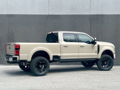 New 2026 Ford F250 Lariat w/ Black Appearance Package AWD/4WD image 6