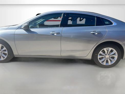 Used 2023 Chevrolet Malibu LT image 4
