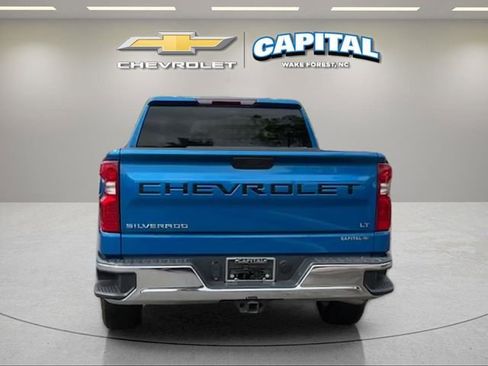 Used 2023 Chevrolet Silverado 1500 LT AWD/4WD image 4