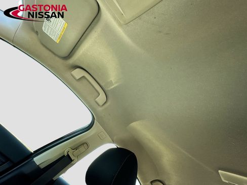 Used 2020 Nissan Sentra SV FWD image 27