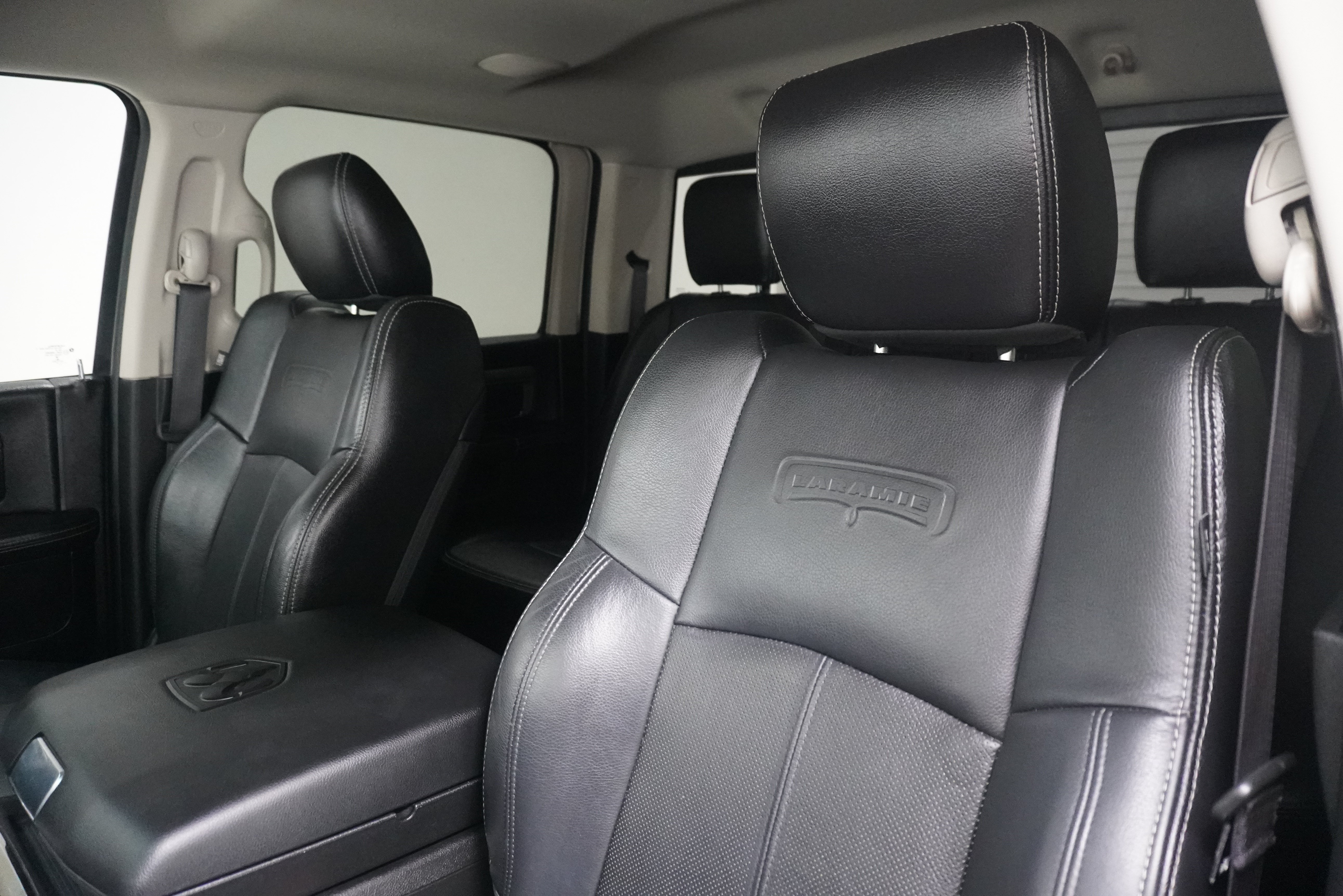 Used 2018 RAM 2500 Laramie w/ Sport Appearance Group AWD/4WD image 11