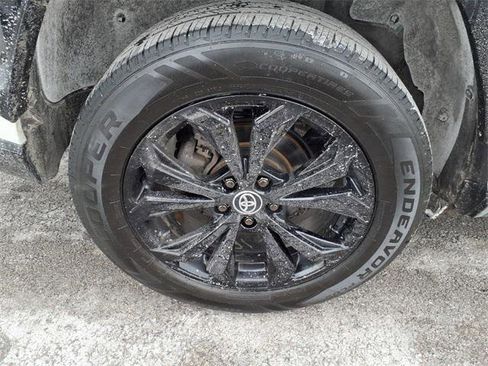 Certified 2024 Toyota RAV4 SE w/ Convenience Package image 27