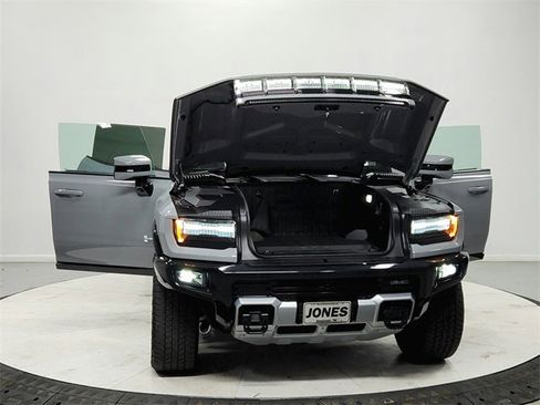 Used 2025 GMC Hummer EV 3X image 10