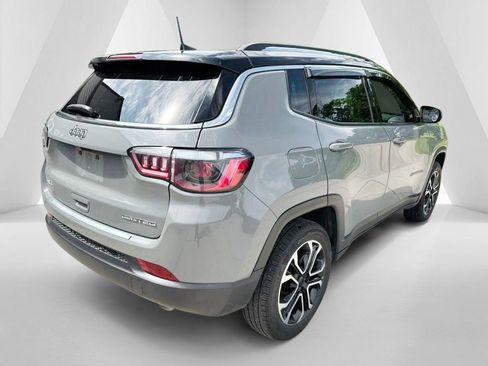 Used 2022 Jeep Compass Limited AWD/4WD image 7