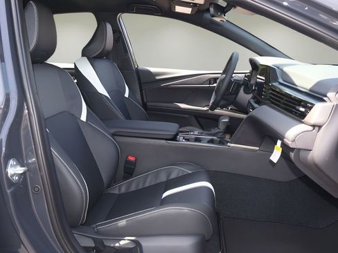 New 2026 Toyota Camry SE FWD image 17