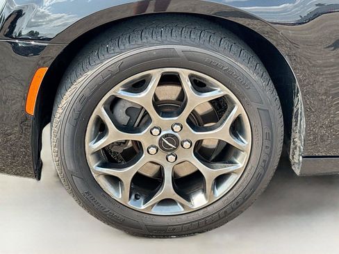 Used 2015 Chrysler 300 S AWD/4WD image 30
