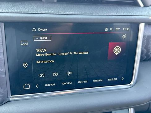 Used 2024 GMC Yukon XL Denali AWD/4WD image 16
